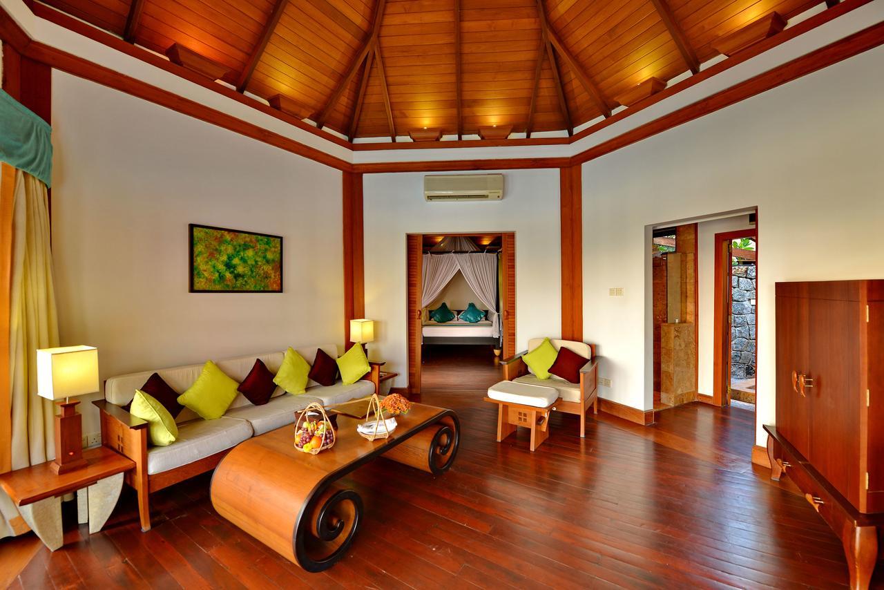โรงแรม Aureum Palace & Ngwe Saung 5*