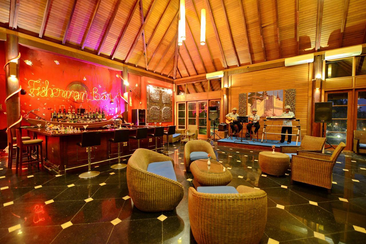 Aureum Palace & Ngwe Saung โรงแรม หง่วยวง