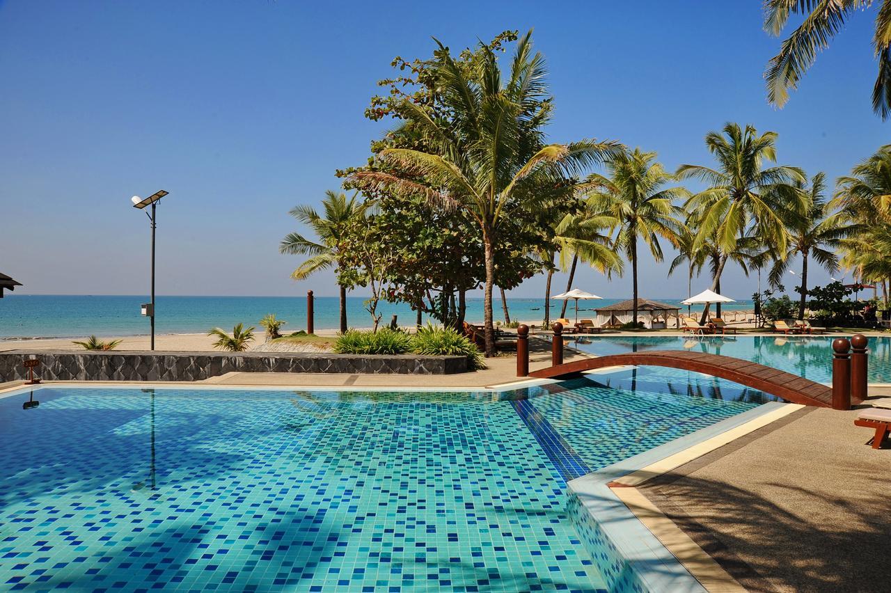 Aureum Palace & Ngwe Saung 5* หง่วยวง