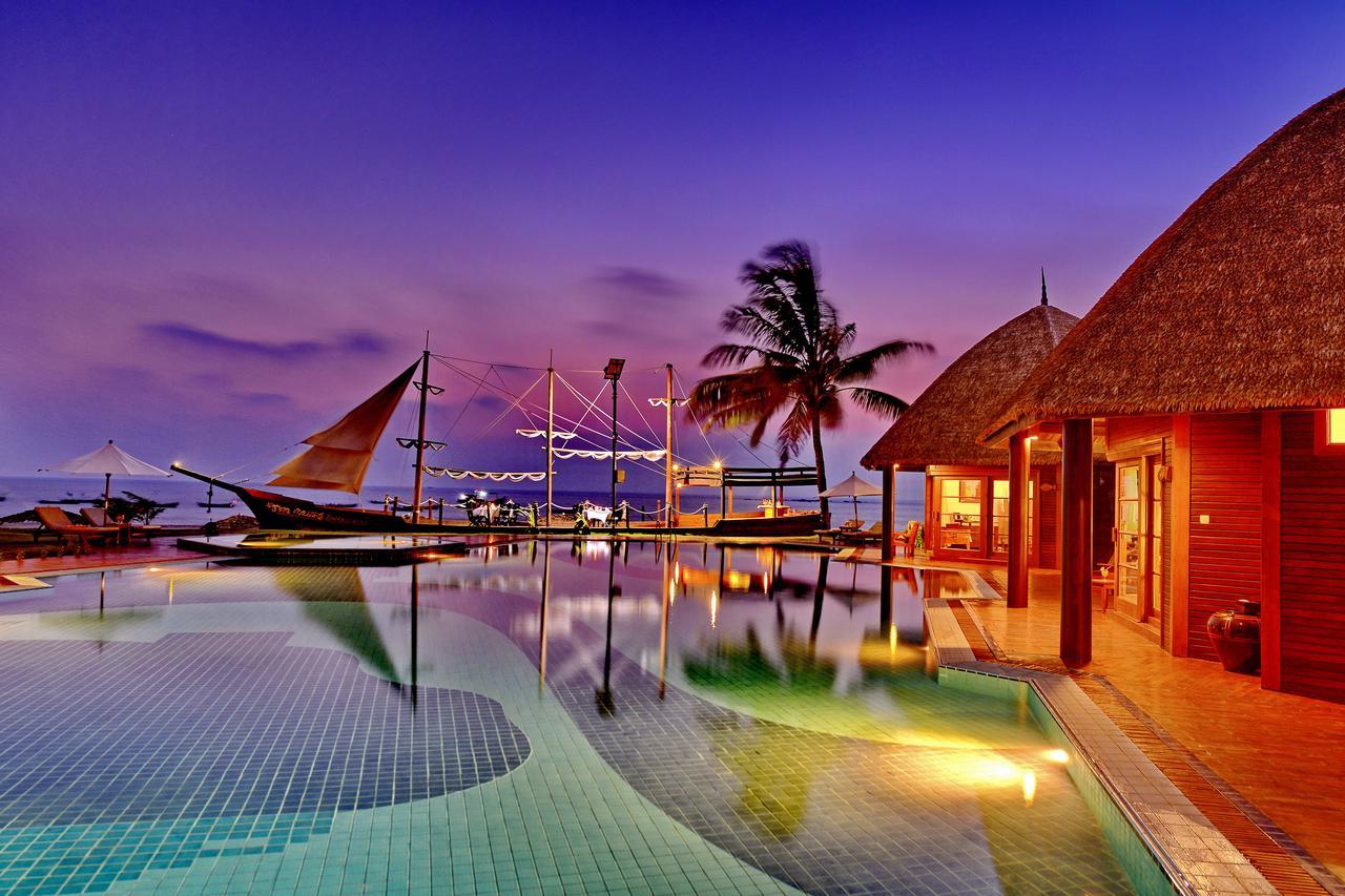 Aureum Palace & Ngwe Saung 5* หง่วยวง