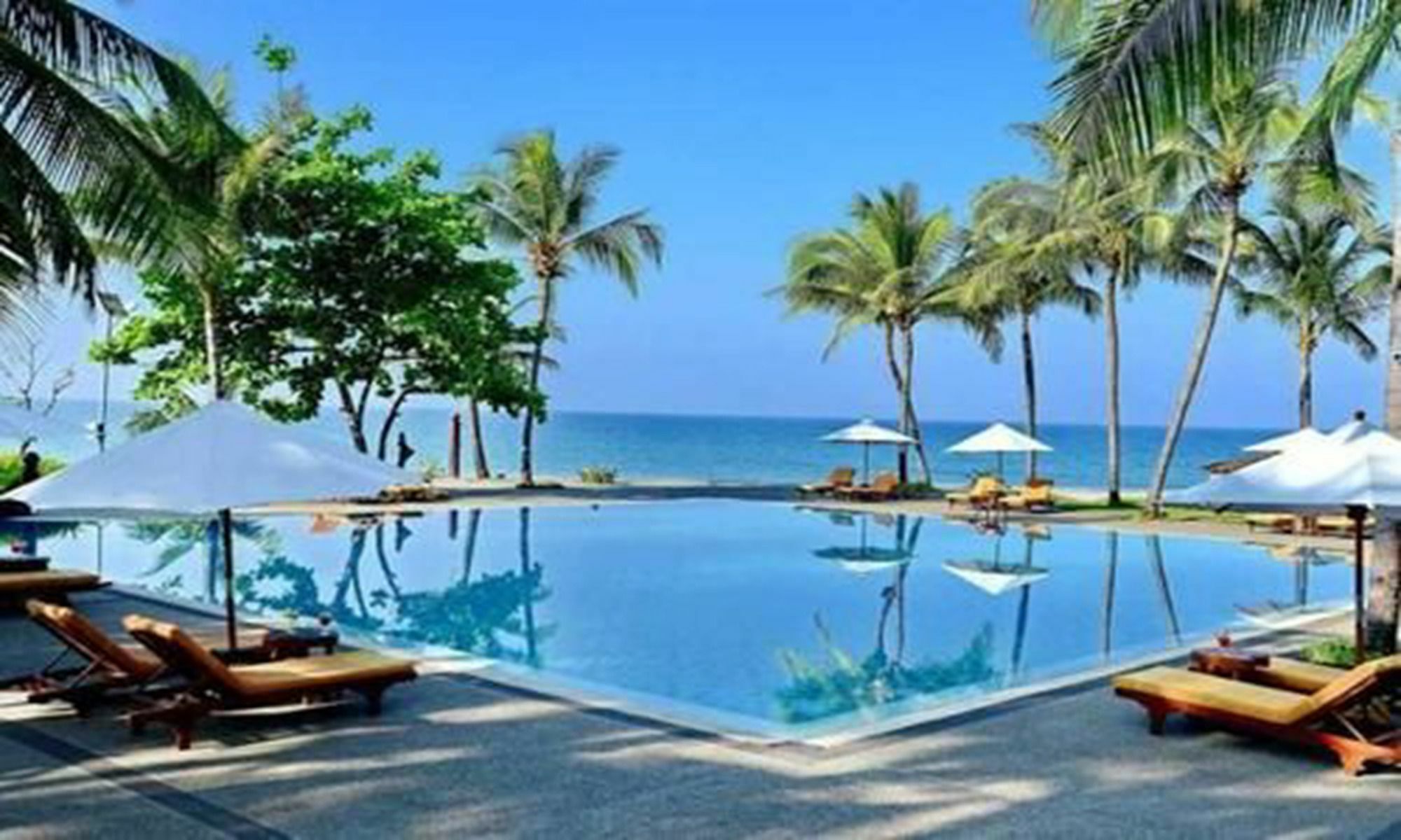 โรงแรม Aureum Palace & Ngwe Saung 5*